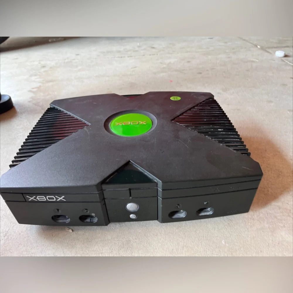 Used Xbox Original 2 Controllers - Picture 2 of 3